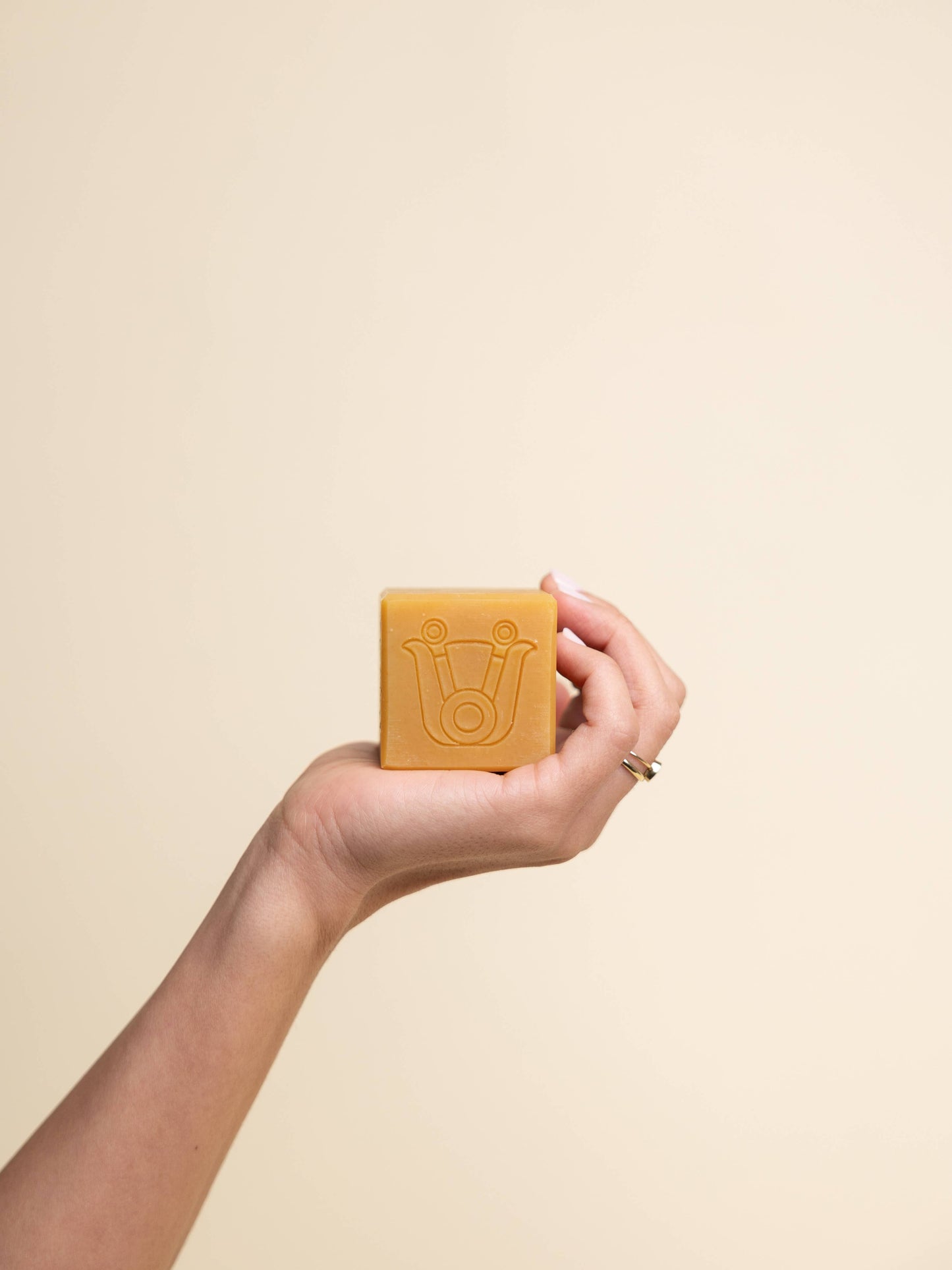 Paca Botánica - MARIGOLD - Brightening Turmeric + Calendula Soap