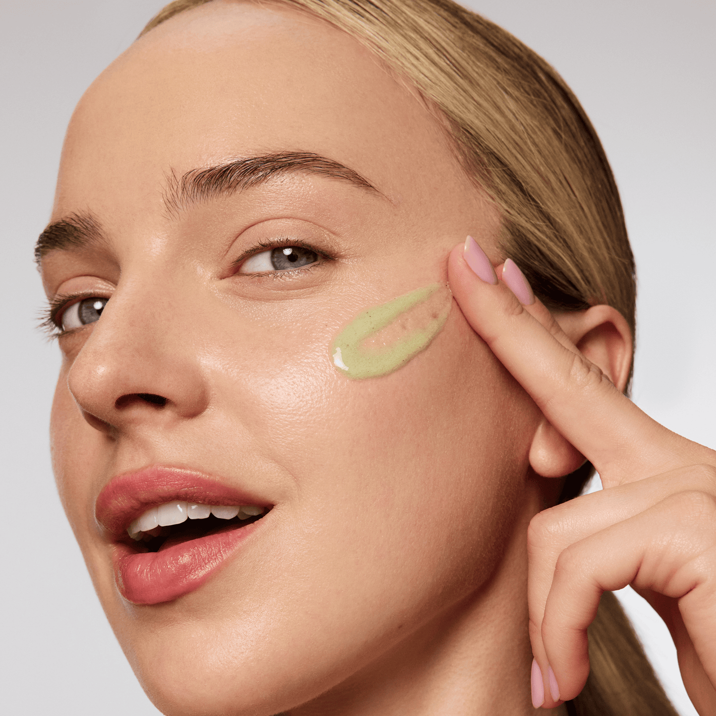 VITAMINSCRUB™ - Antioxidant-Infused Scrub Cleanser