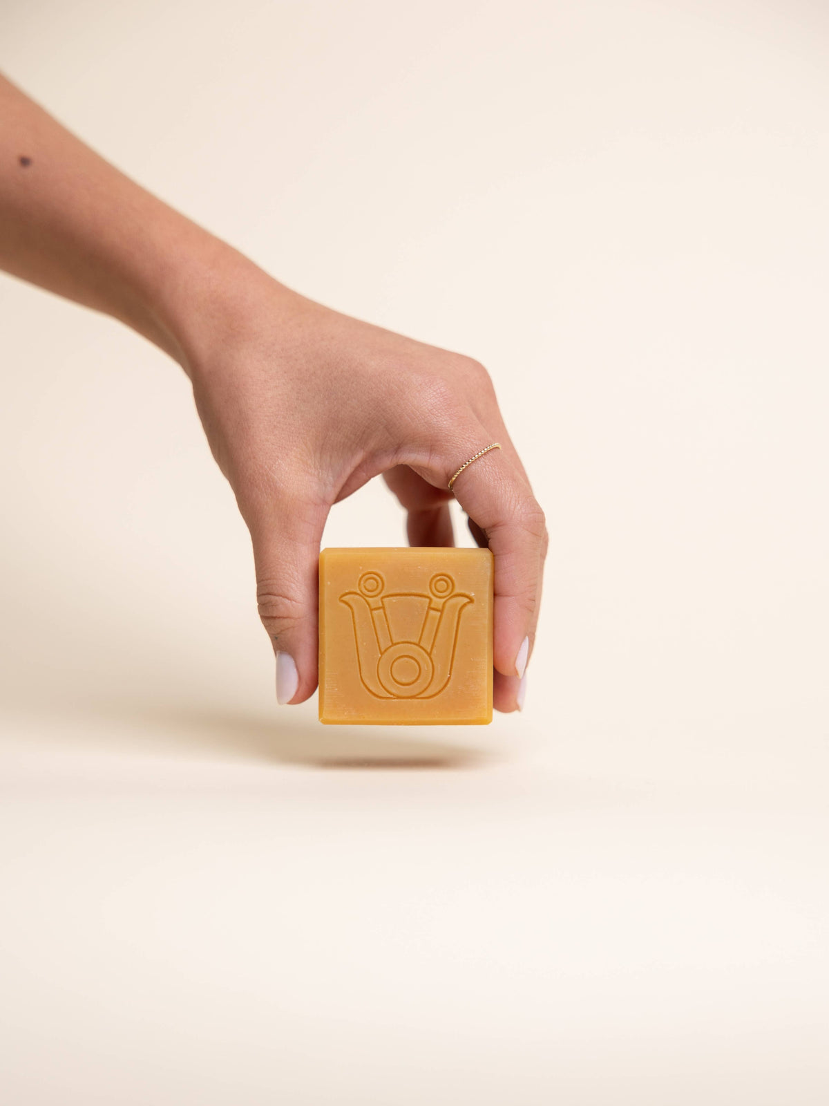 Paca Botánica - MARIGOLD - Brightening Turmeric + Calendula Soap
