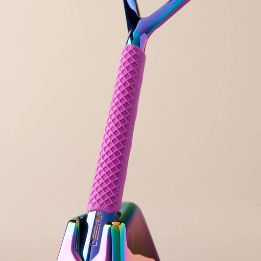 Leaf Razor Grip Sleeve by Leaf Shave
