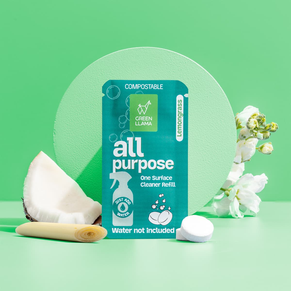 All-Purpose Spray Glass Bottle Cleaning Kit with Lemongrass Essential Oil & Sleeve by Green Llama