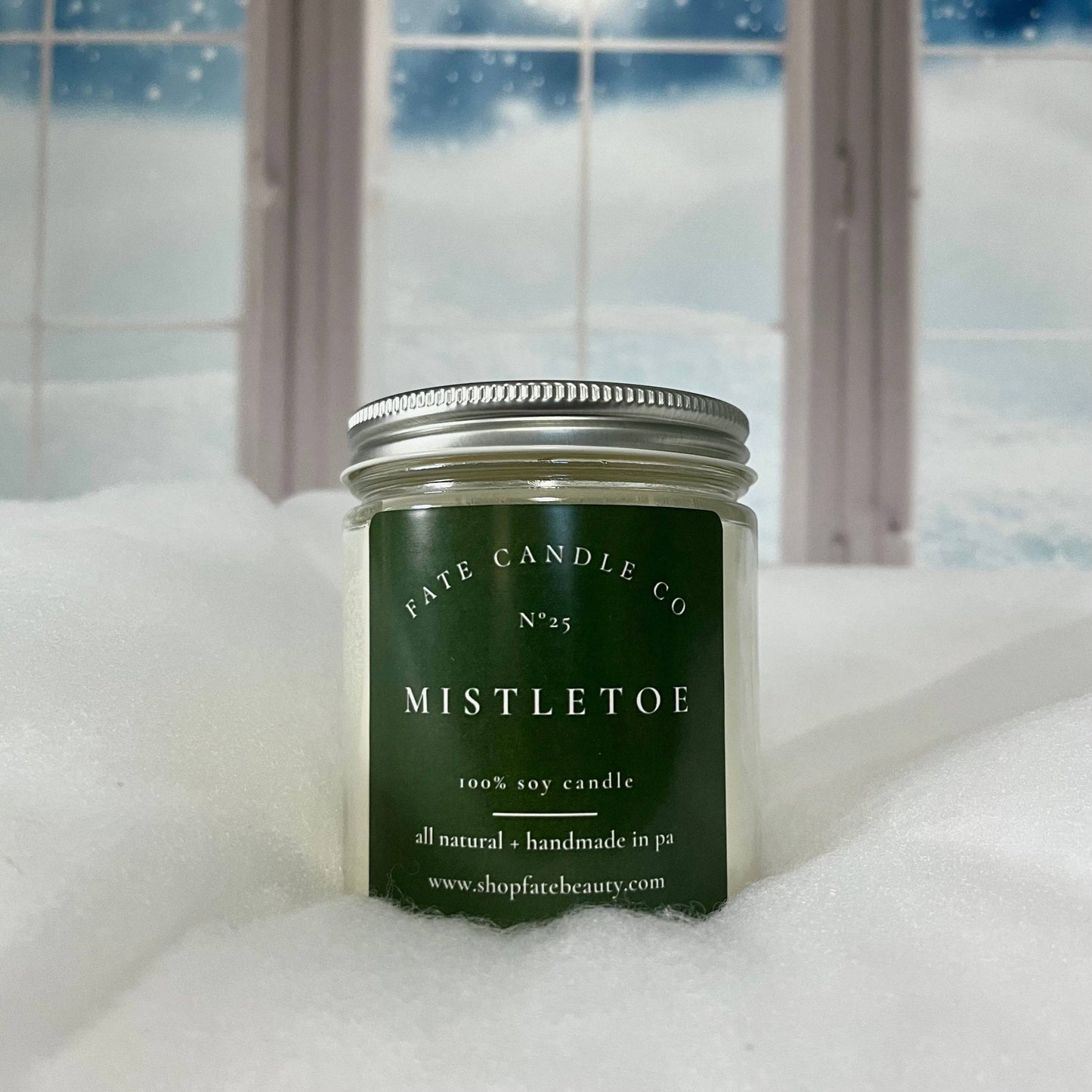 Mistletoe Non-Toxic Candle (Pine + Camphor)