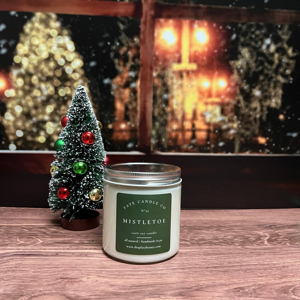 Mistletoe Non-Toxic Candle (Pine + Camphor)